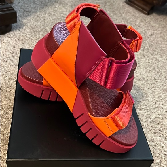 United Nude Shoes - United Nude Burgundy and Orange Sandals